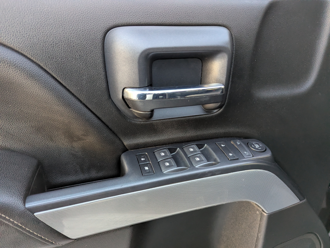 Chevrolet Silverado 1500 4WD Double Cab 143.5" LT w/2LT 2018