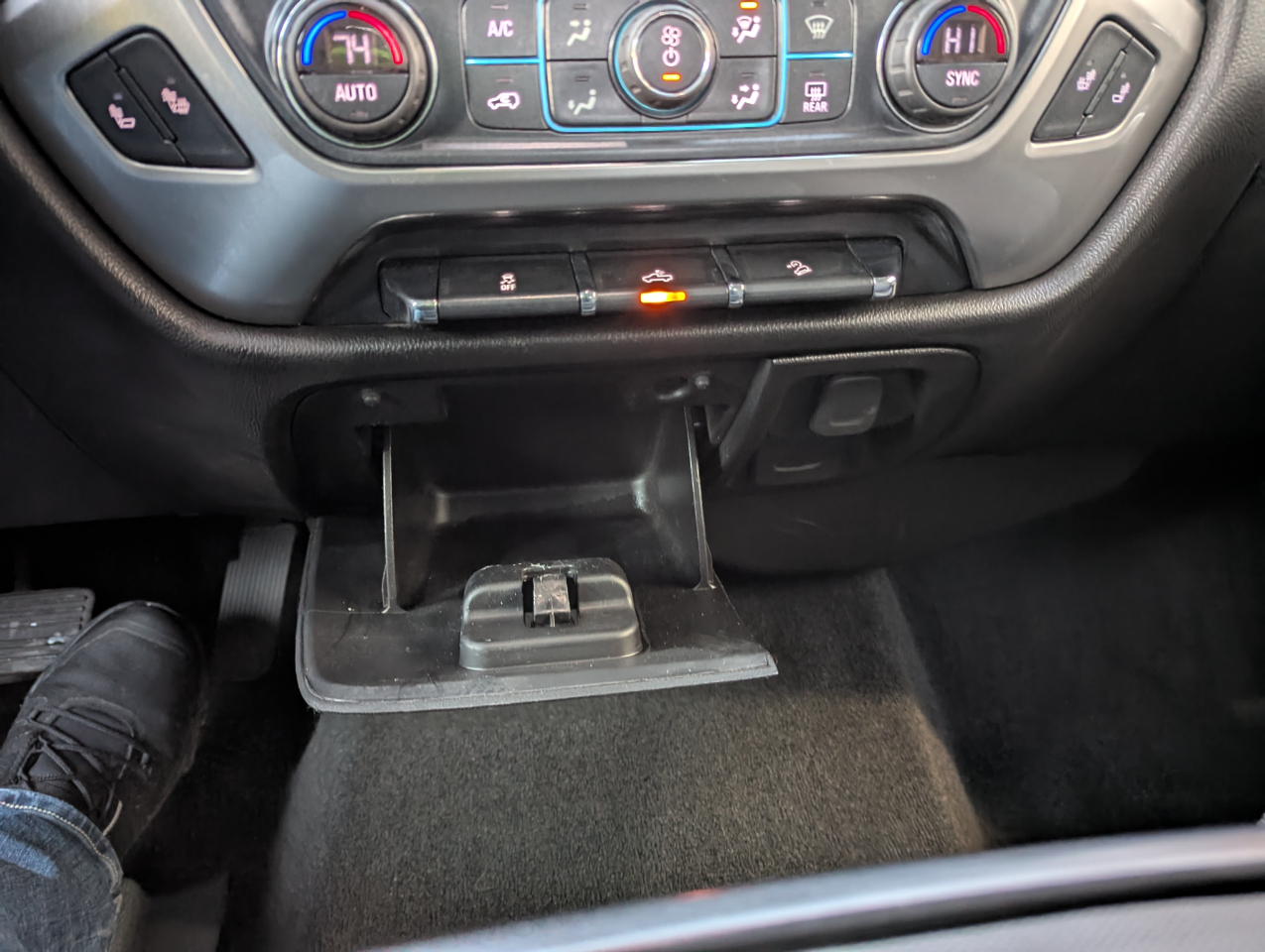 Chevrolet Silverado 1500 4WD Double Cab 143.5" LT w/2LT 2018