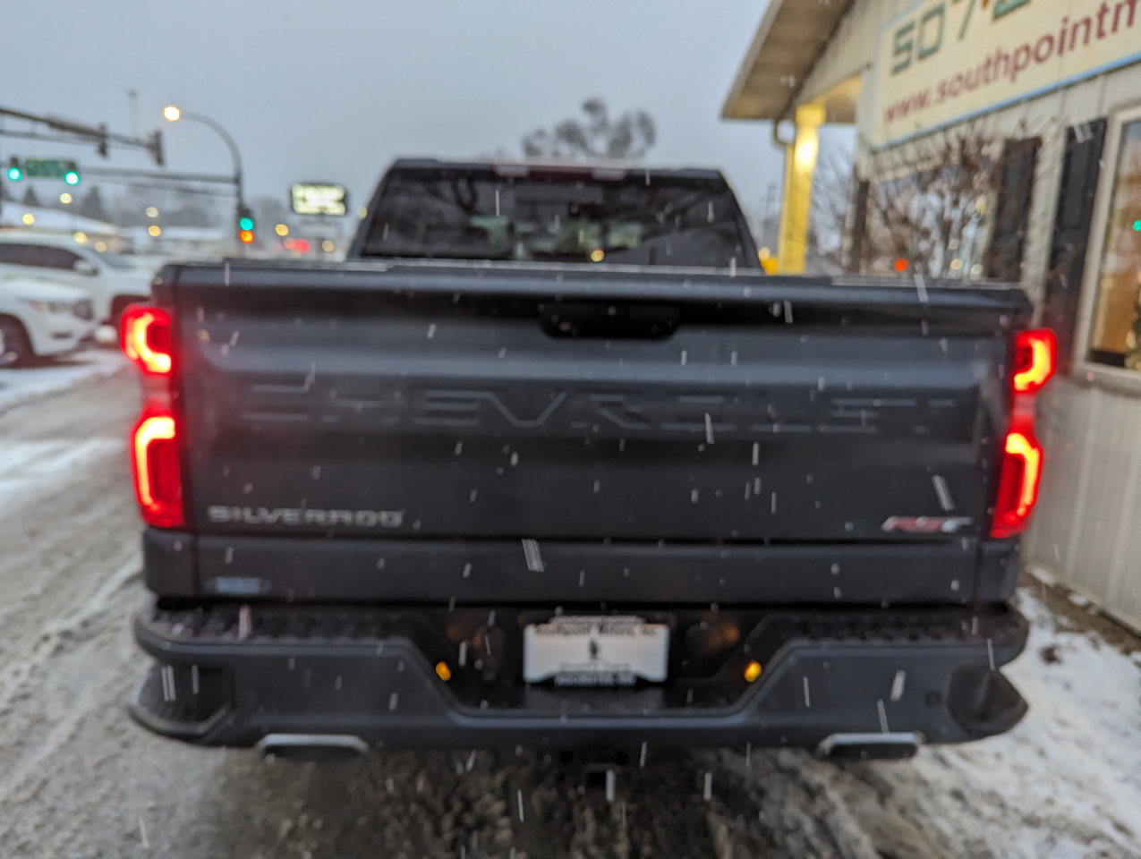 Chevrolet Silverado 1500 4WD Crew Cab 147" RST 2021