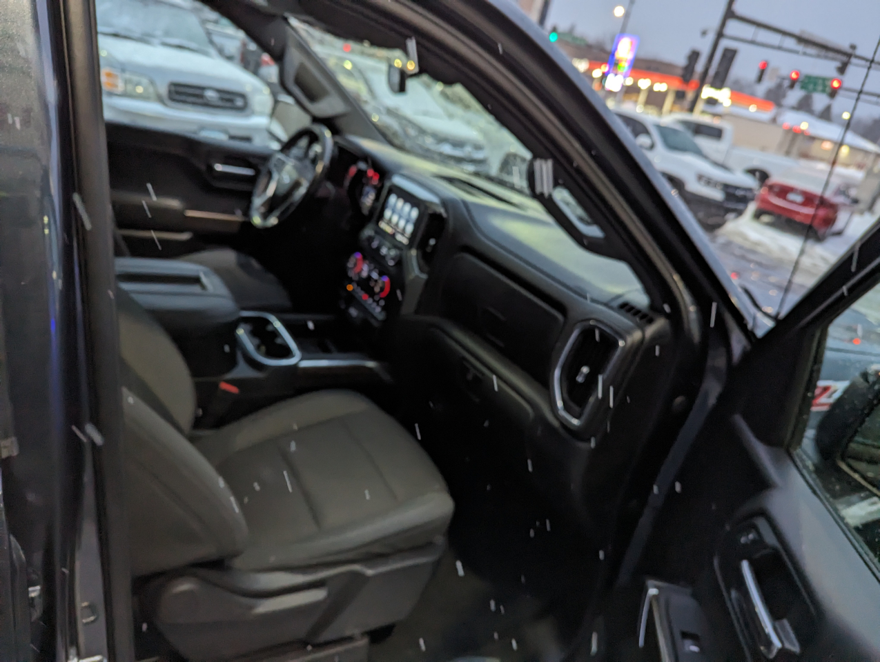 Chevrolet Silverado 1500 4WD Crew Cab 147" RST 2021