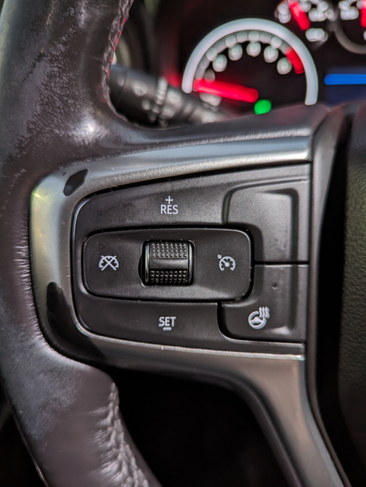 Chevrolet Silverado 1500 4WD Crew Cab 147" RST 2021