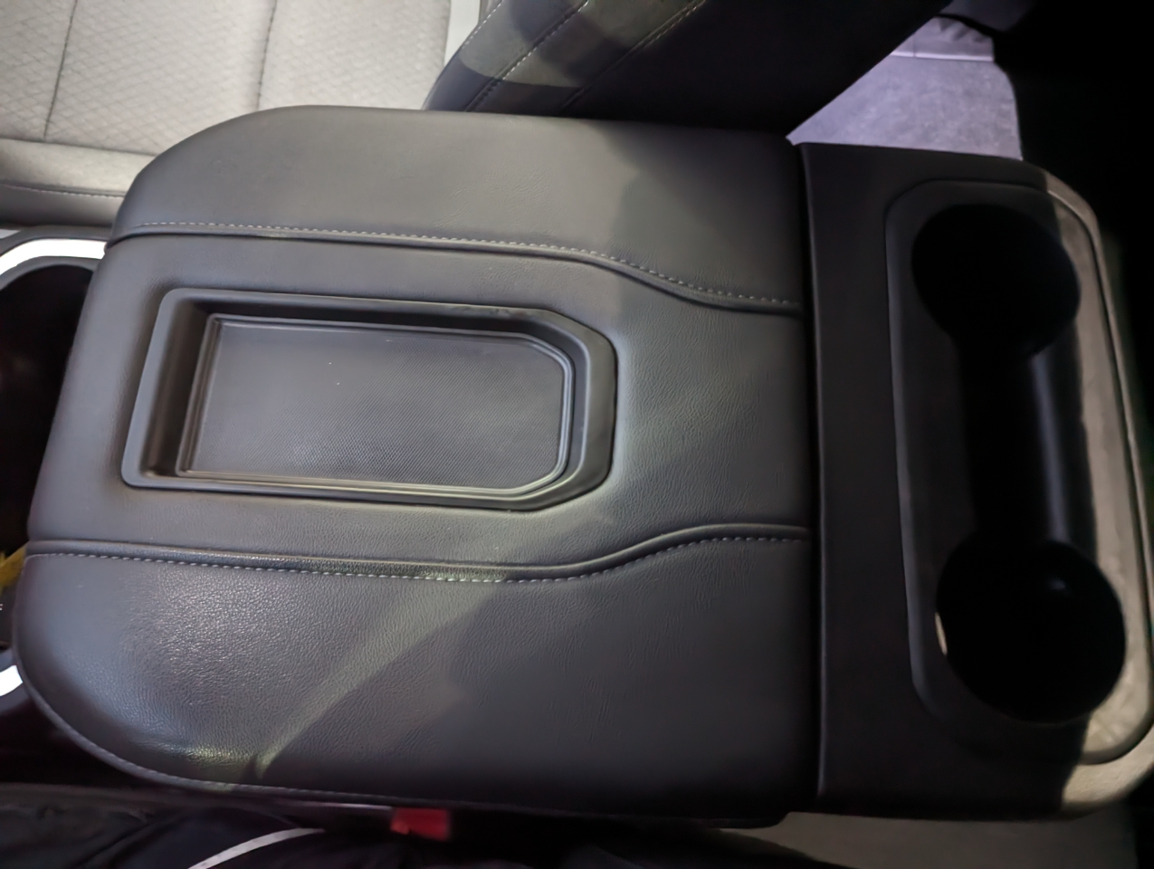 Chevrolet Silverado 1500 4WD Crew Cab 147" RST 2021