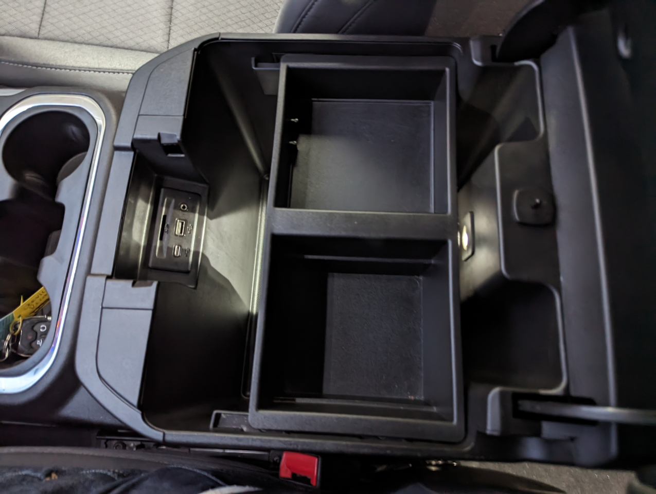 Chevrolet Silverado 1500 4WD Crew Cab 147" RST 2021