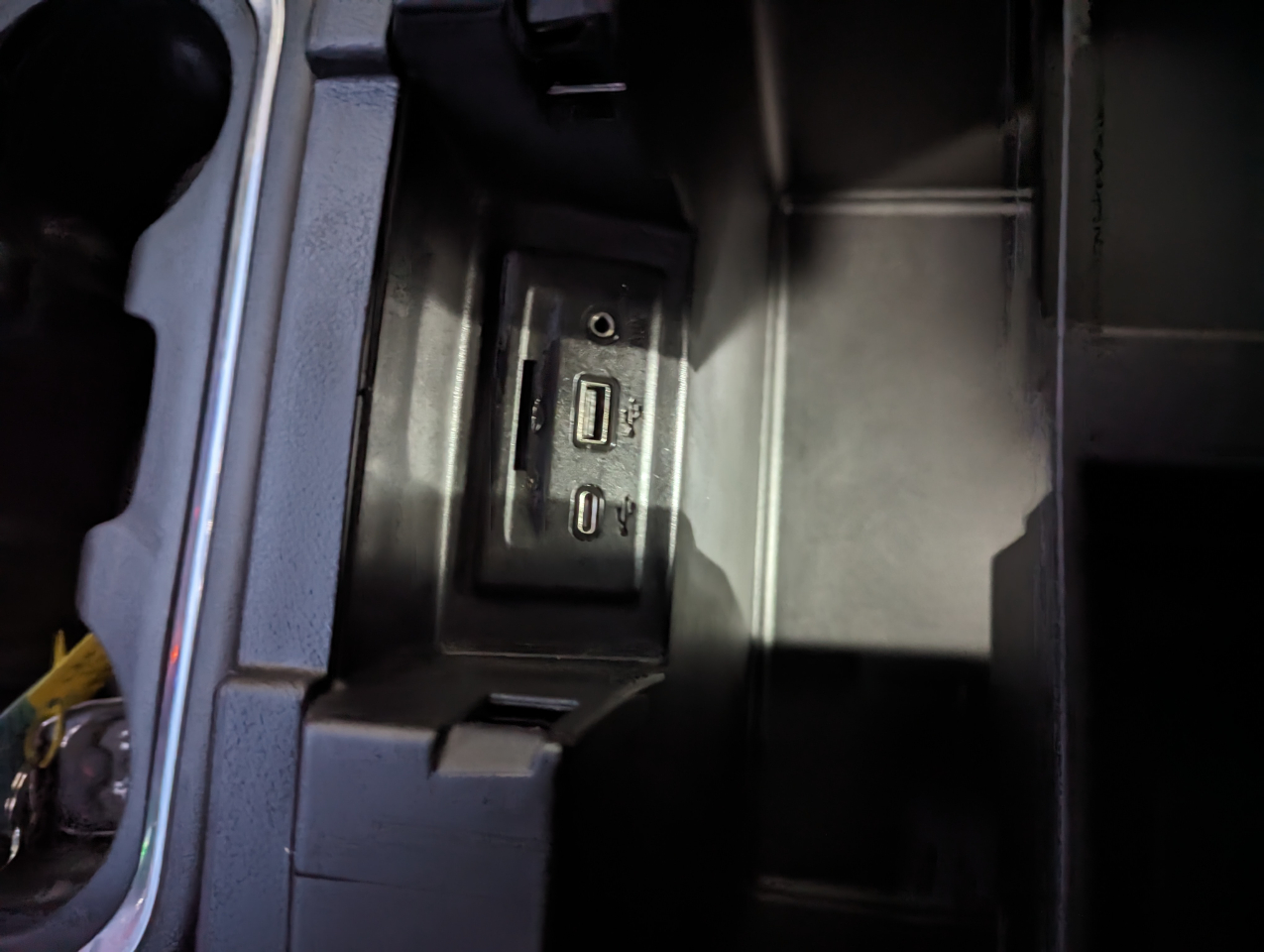 Chevrolet Silverado 1500 4WD Crew Cab 147" RST 2021