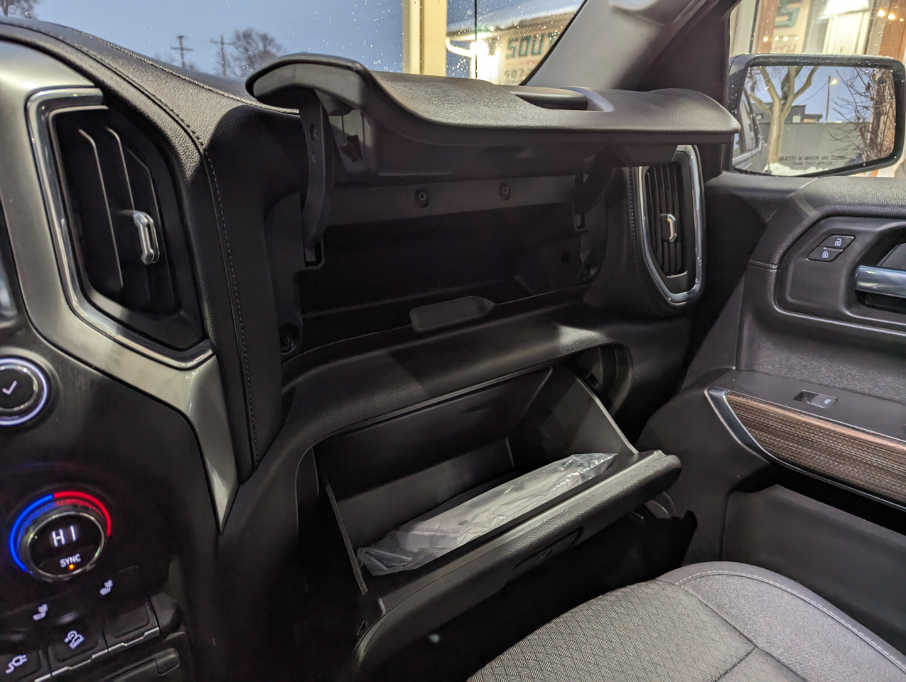 Chevrolet Silverado 1500 4WD Crew Cab 147" RST 2021