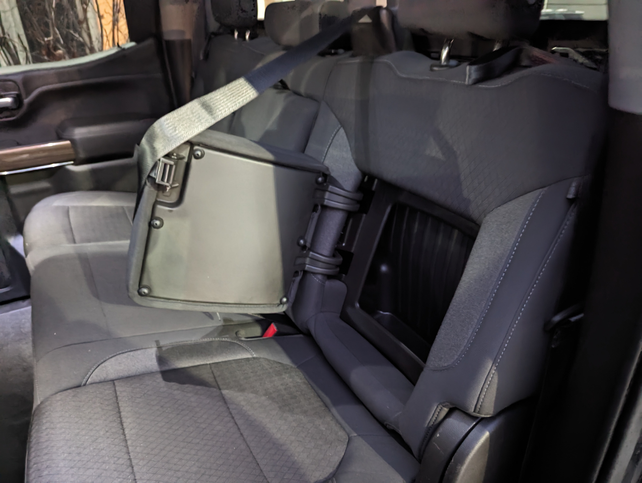 Chevrolet Silverado 1500 4WD Crew Cab 147" RST 2021