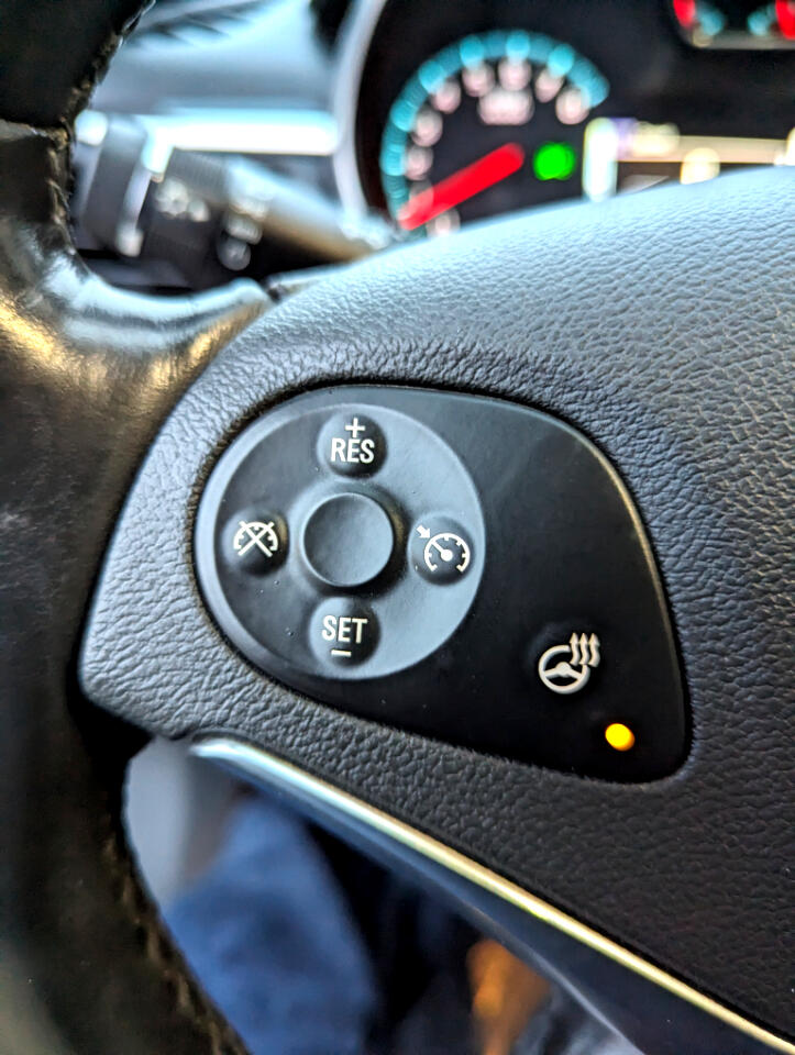 Chevrolet Impala 4dr Sdn LT w/1LT 2018