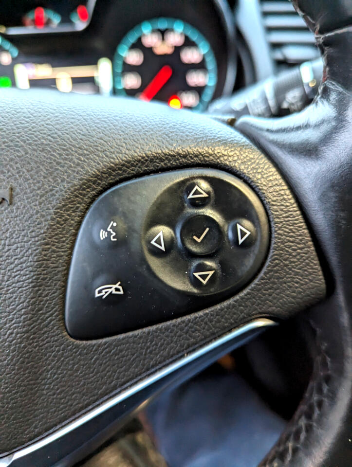 Chevrolet Impala 4dr Sdn LT w/1LT 2018