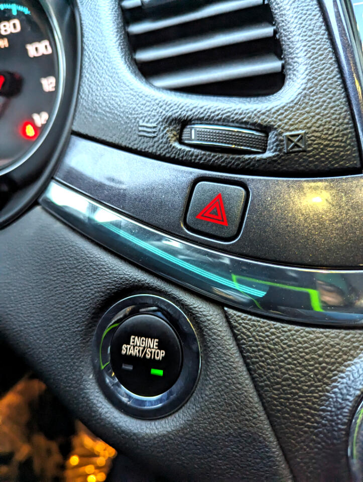 Chevrolet Impala 4dr Sdn LT w/1LT 2018