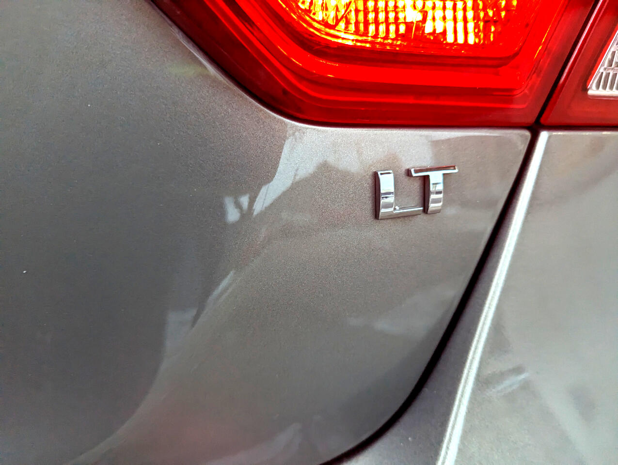 Chevrolet Impala 4dr Sdn LT w/1LT 2018