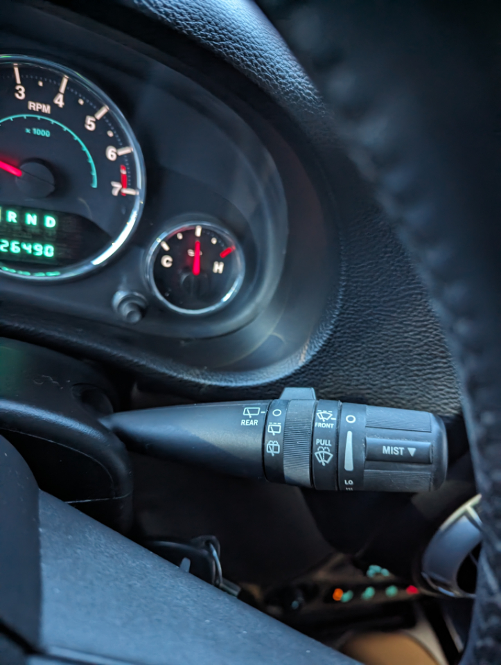 Jeep Wrangler Unlimited 4WD 4dr Sahara 2013