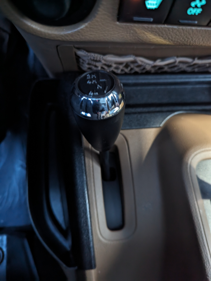 Jeep Wrangler Unlimited 4WD 4dr Sahara 2013