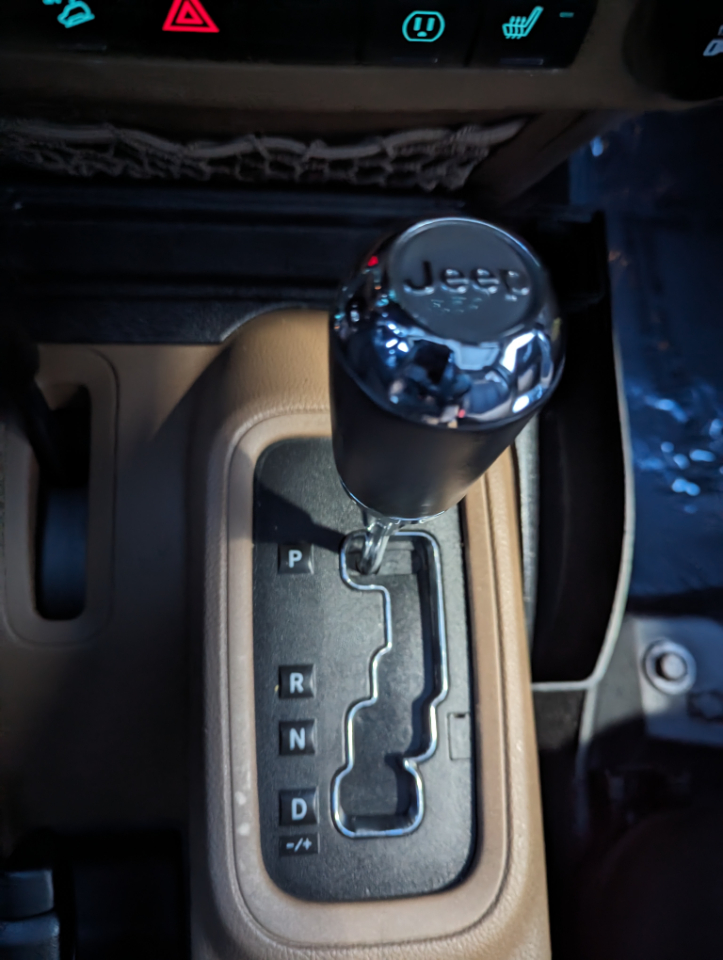 Jeep Wrangler Unlimited 4WD 4dr Sahara 2013