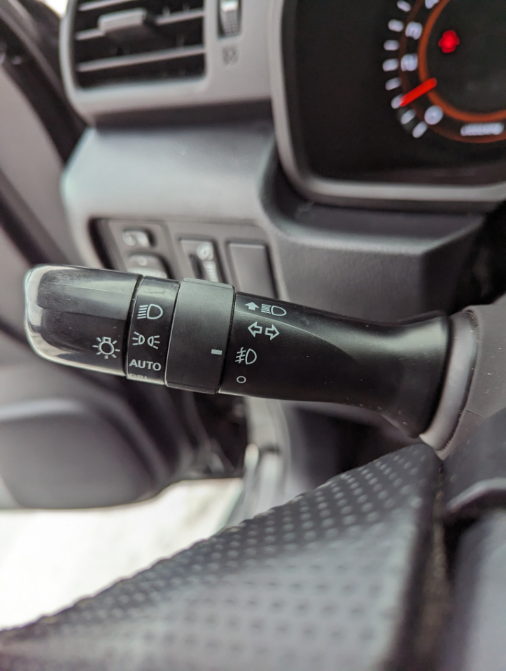 Toyota 4Runner 4WD 4dr V6 Limited (Natl) 2011