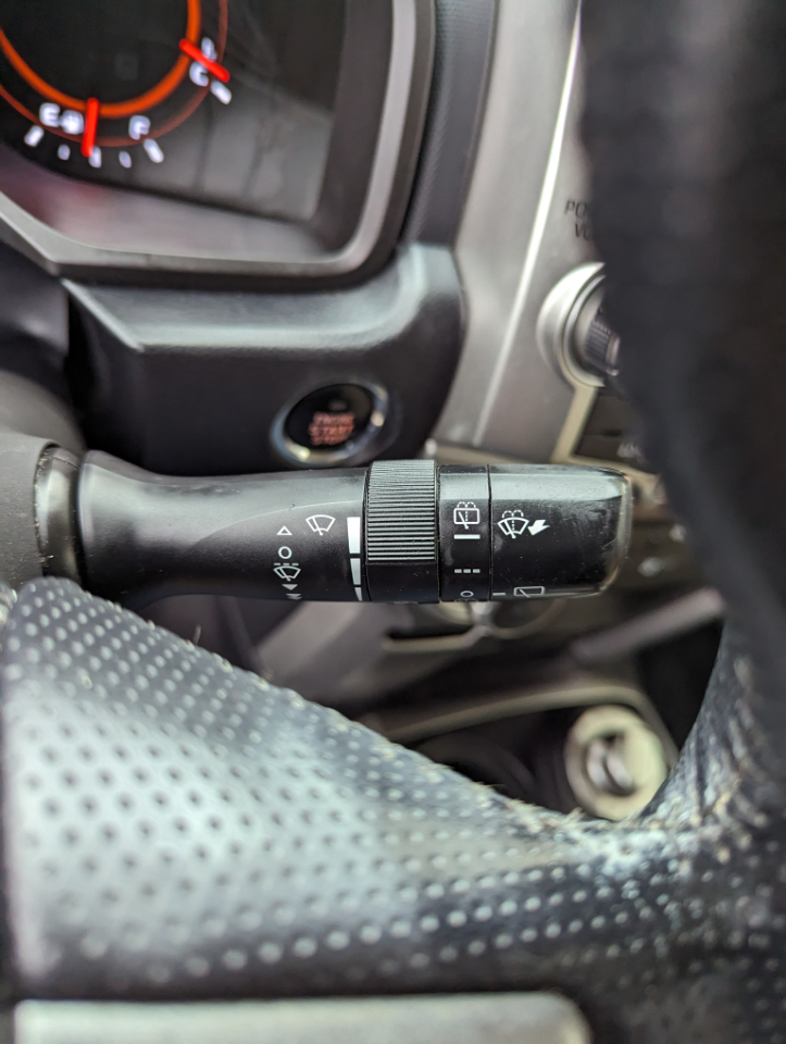 Toyota 4Runner 4WD 4dr V6 Limited (Natl) 2011