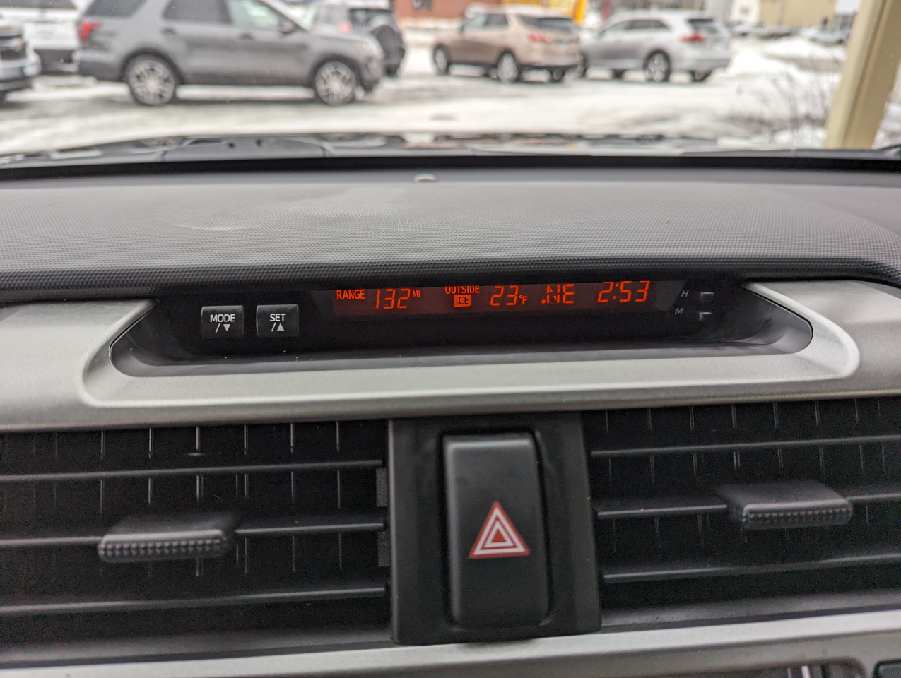 Toyota 4Runner 4WD 4dr V6 Limited (Natl) 2011