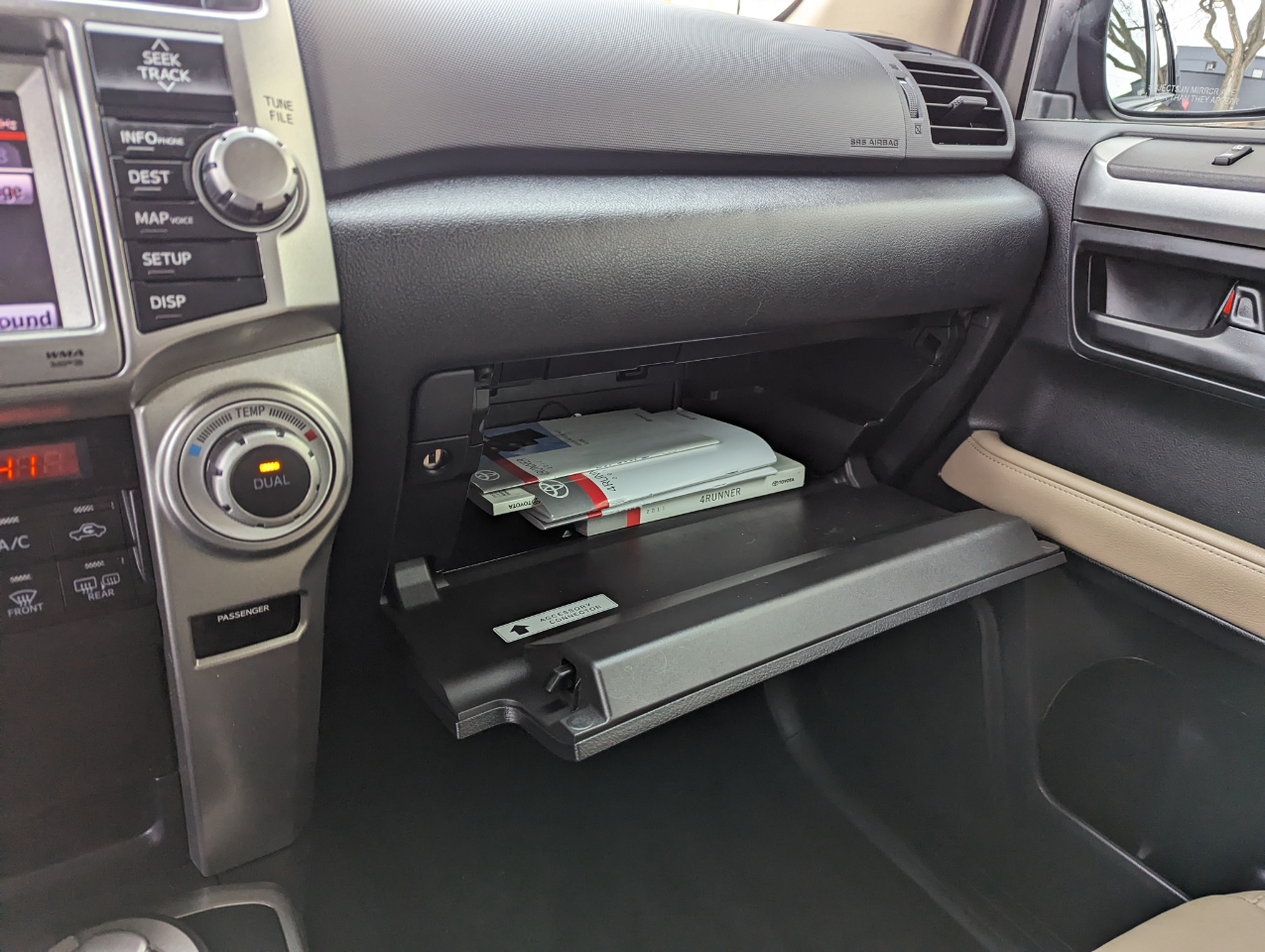 Toyota 4Runner 4WD 4dr V6 Limited (Natl) 2011