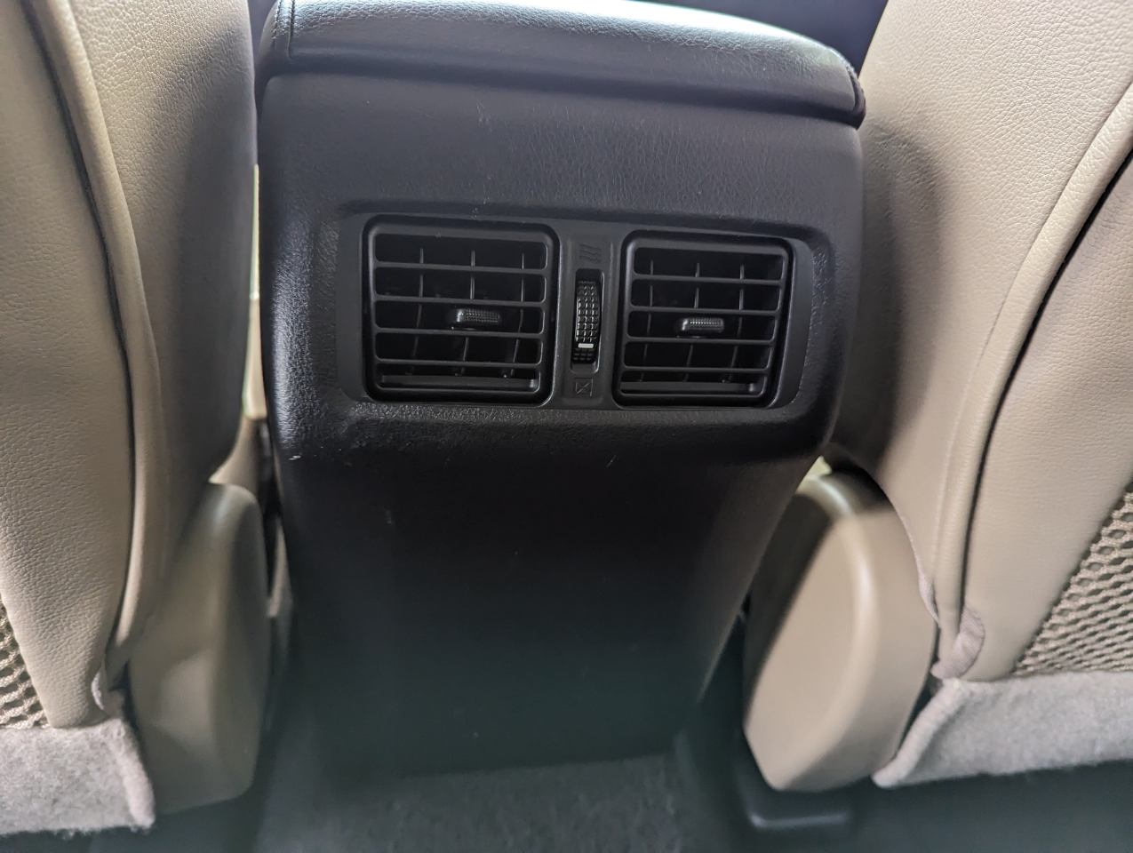 Toyota 4Runner 4WD 4dr V6 Limited (Natl) 2011