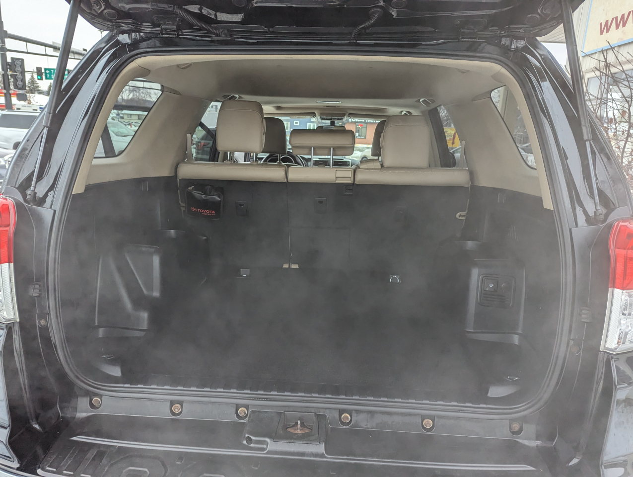 Toyota 4Runner 4WD 4dr V6 Limited (Natl) 2011