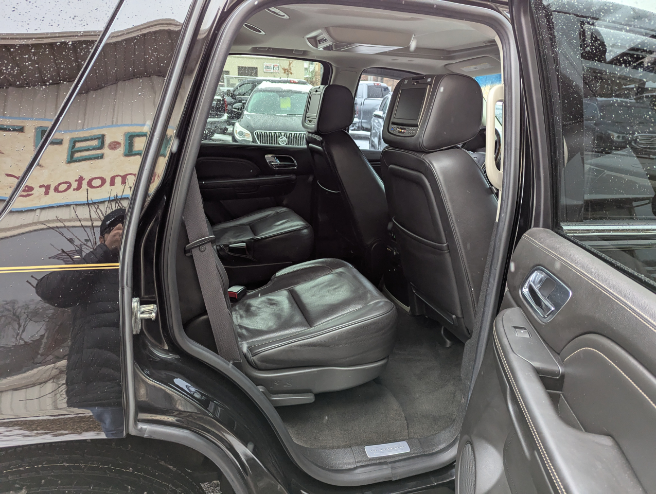 Cadillac Escalade AWD 4dr Platinum Edition 2013