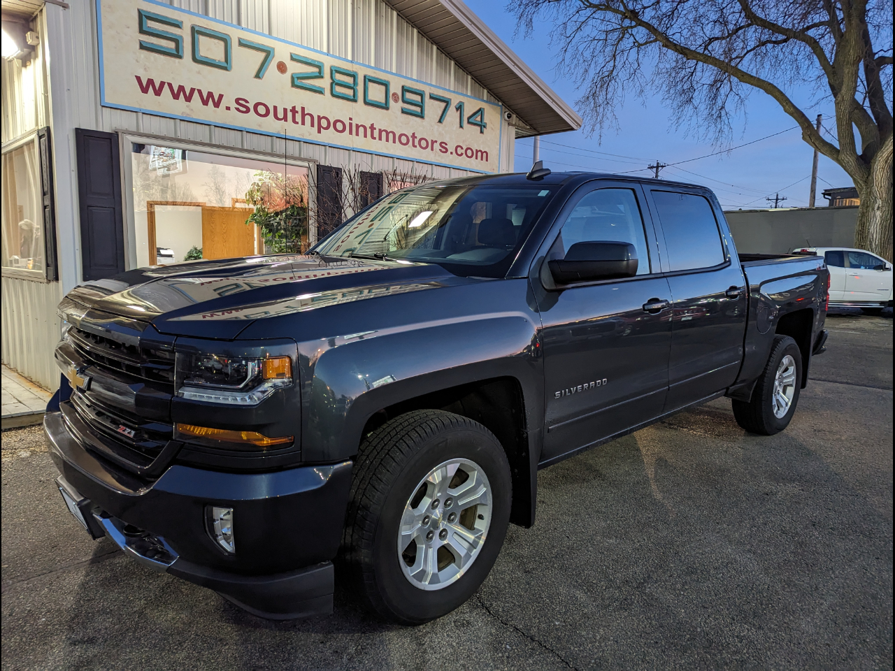 2018 Chevrolet Silverado 1500 4WD Crew Cab 143.5" LT w/2LT