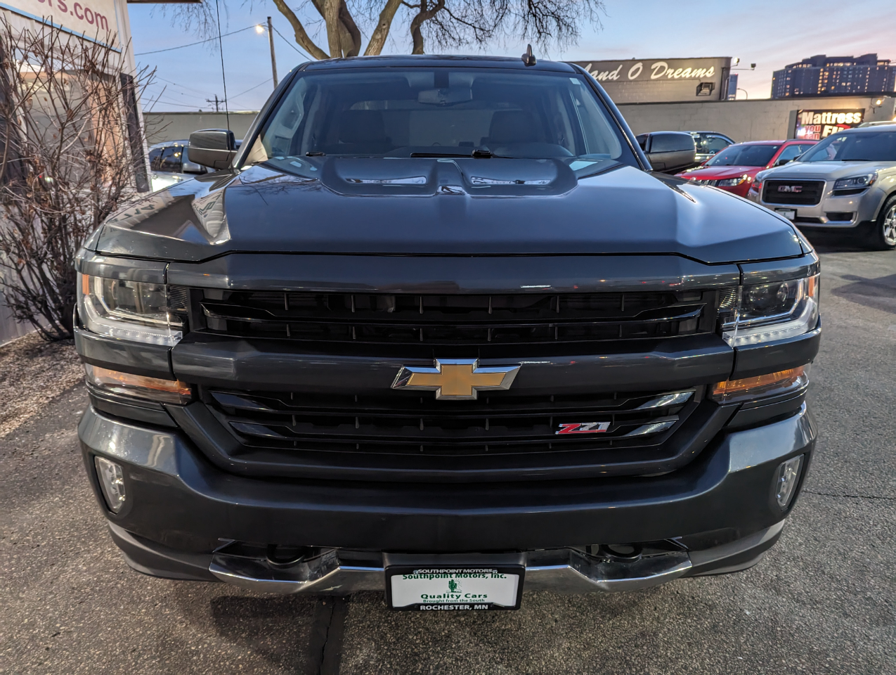 Chevrolet Silverado 1500 4WD Crew Cab 143.5" LT w/2LT 2018