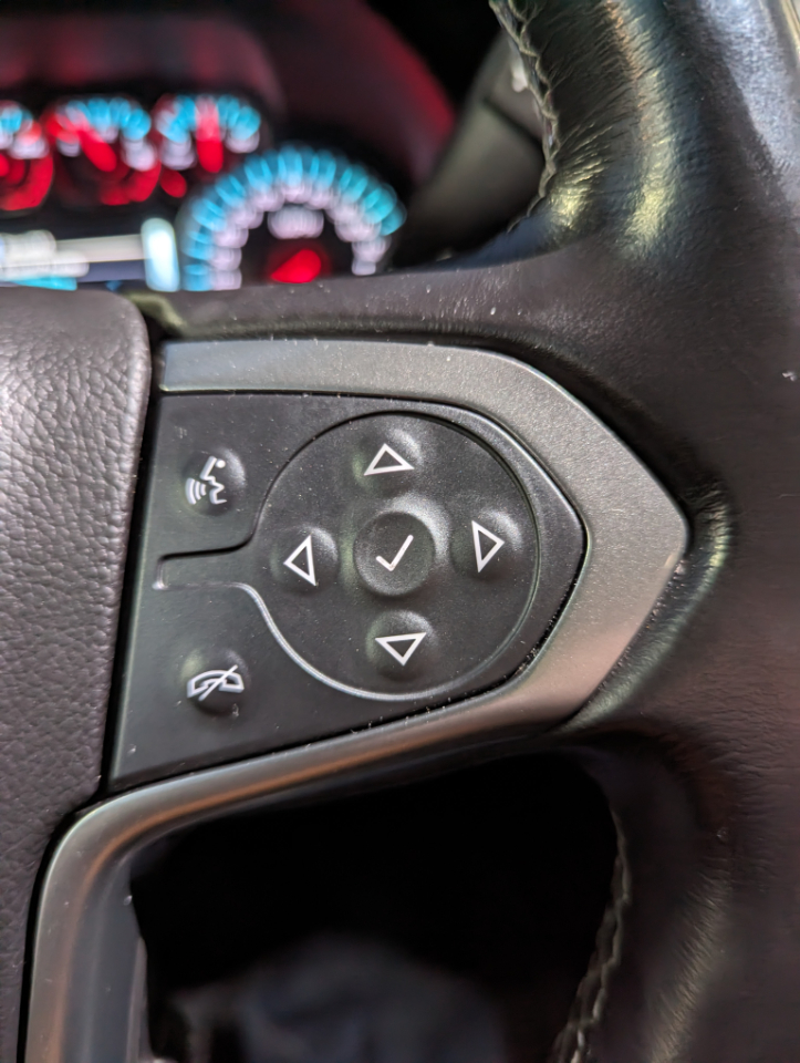 Chevrolet Silverado 1500 4WD Crew Cab 143.5" LT w/2LT 2018