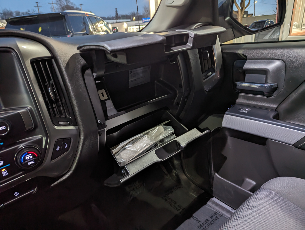 Chevrolet Silverado 1500 4WD Crew Cab 143.5" LT w/2LT 2018