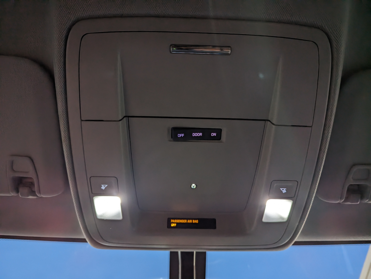 Chevrolet Silverado 1500 4WD Crew Cab 143.5" LT w/2LT 2018