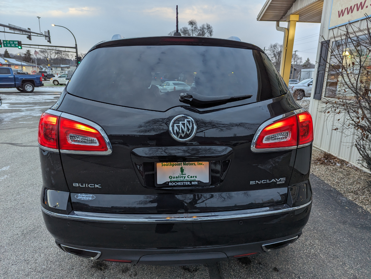 Buick Enclave AWD 4dr Premium 2016