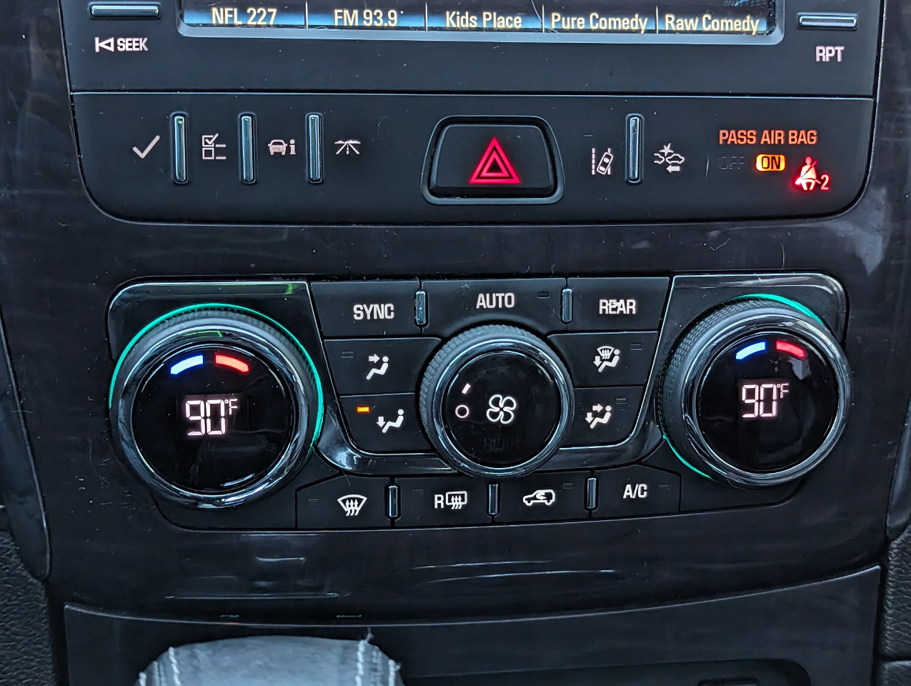 Buick Enclave AWD 4dr Premium 2016