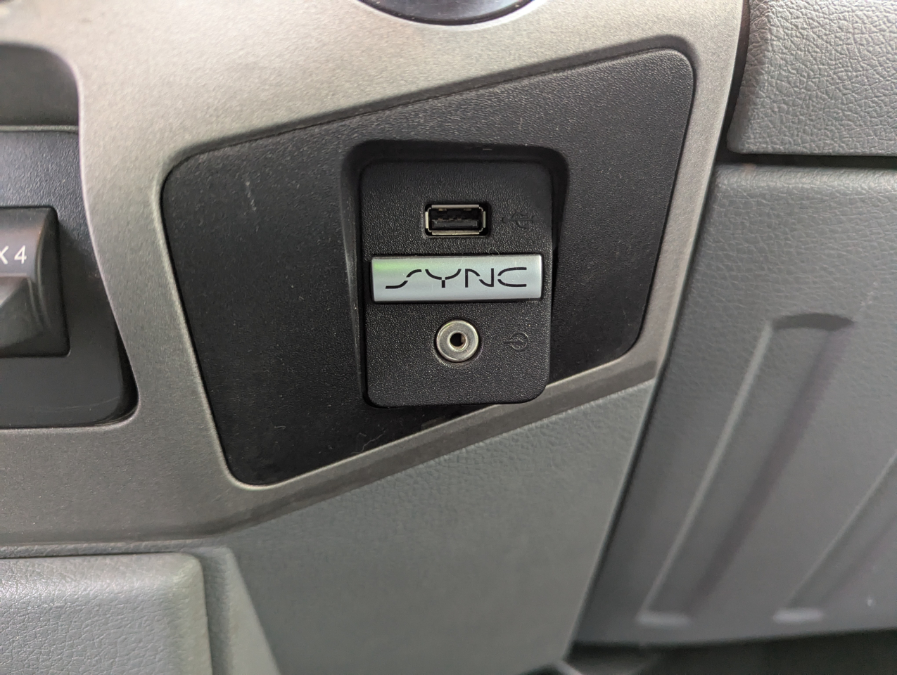 Ford Super Duty F-350 SRW 4WD Crew Cab 156" XLT 2016