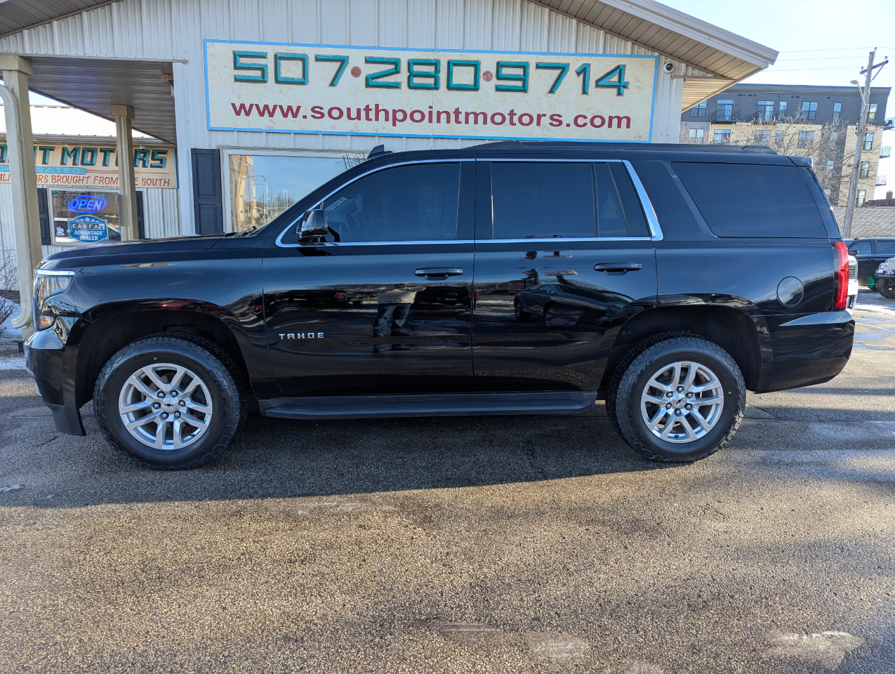Chevrolet Tahoe 4WD 4dr LS 2018