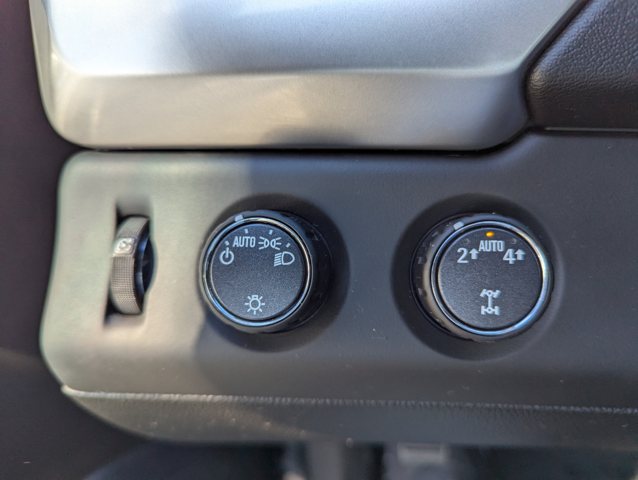 Chevrolet Tahoe 4WD 4dr LS 2018