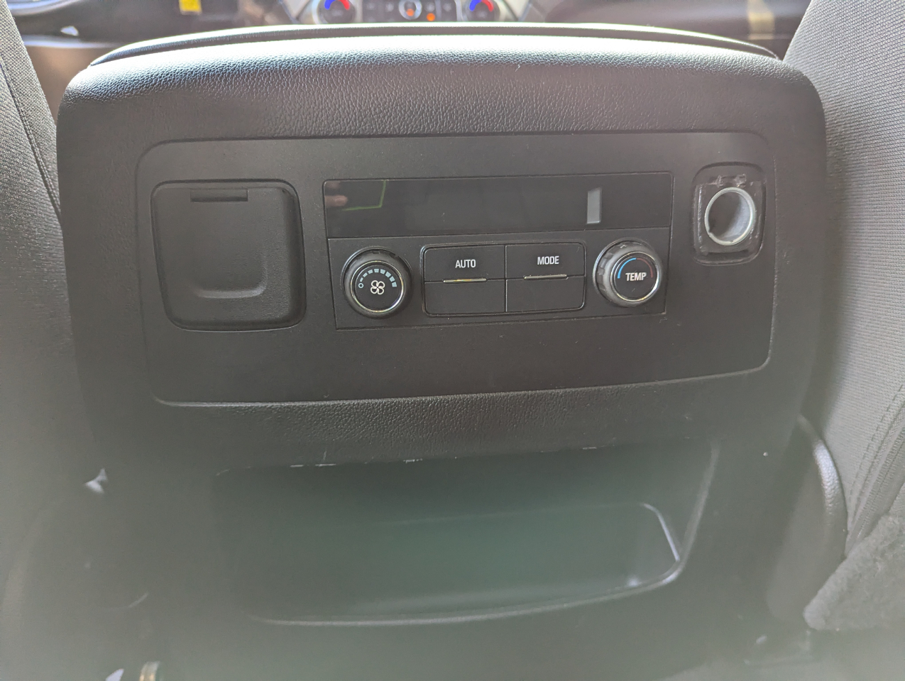 Chevrolet Tahoe 4WD 4dr LS 2018