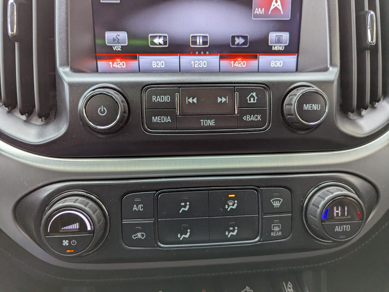 GMC Canyon 4WD Crew Cab 128.3" SLT 2015