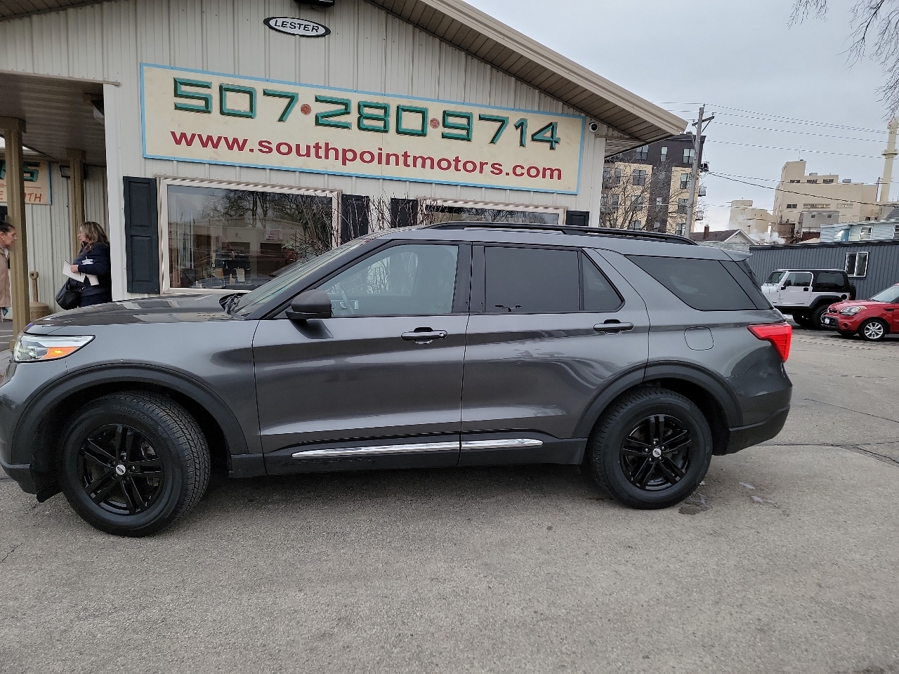 Ford Explorer XLT 4WD 2020