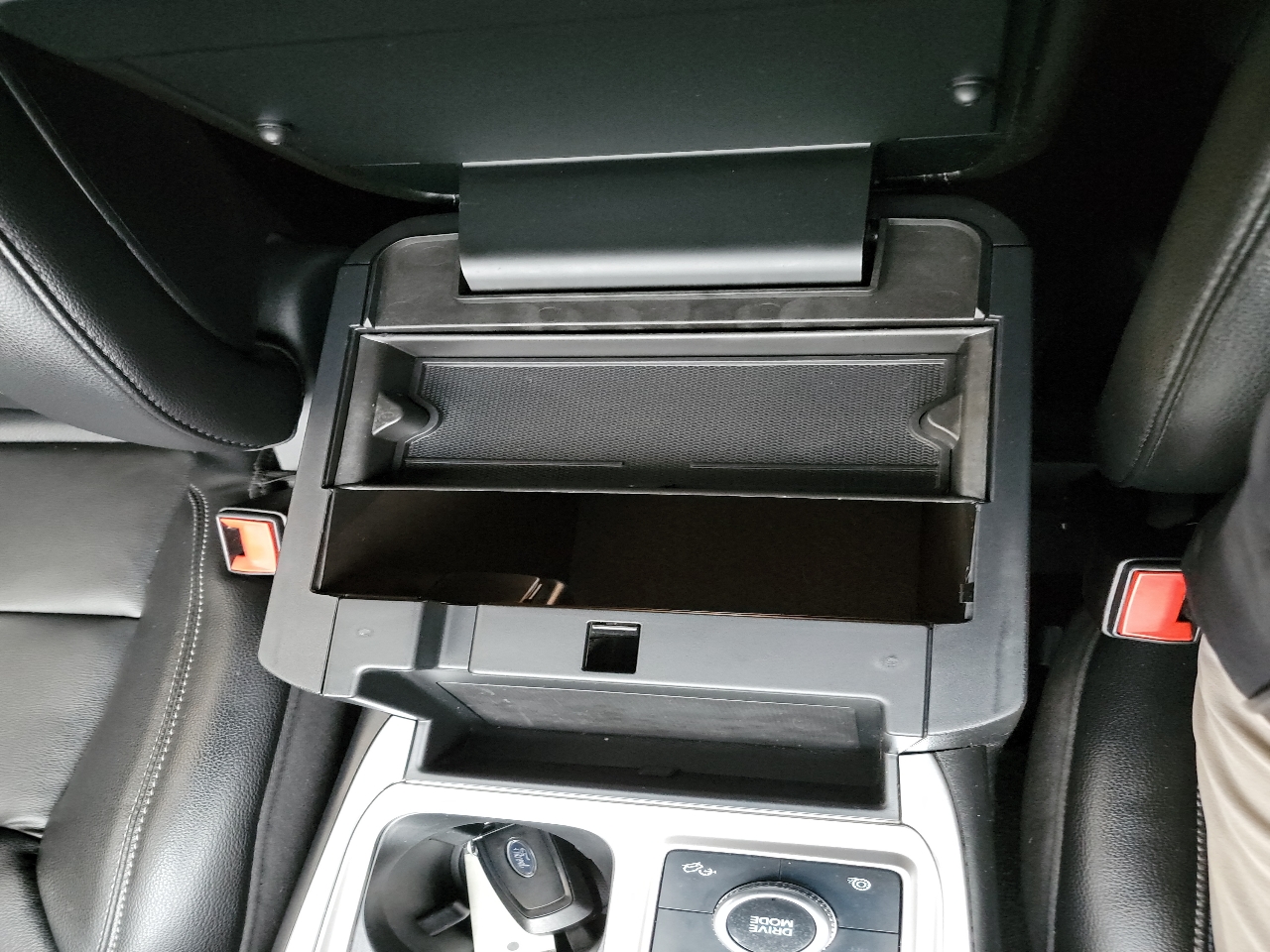 Ford Explorer XLT 4WD 2020