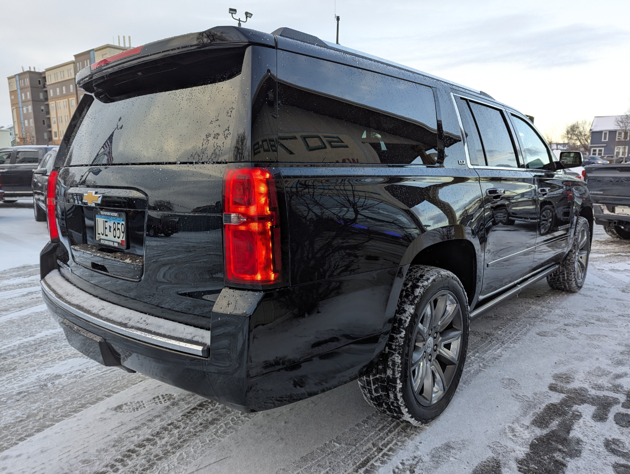 Chevrolet Suburban 4WD 4dr 1500 LTZ 2016