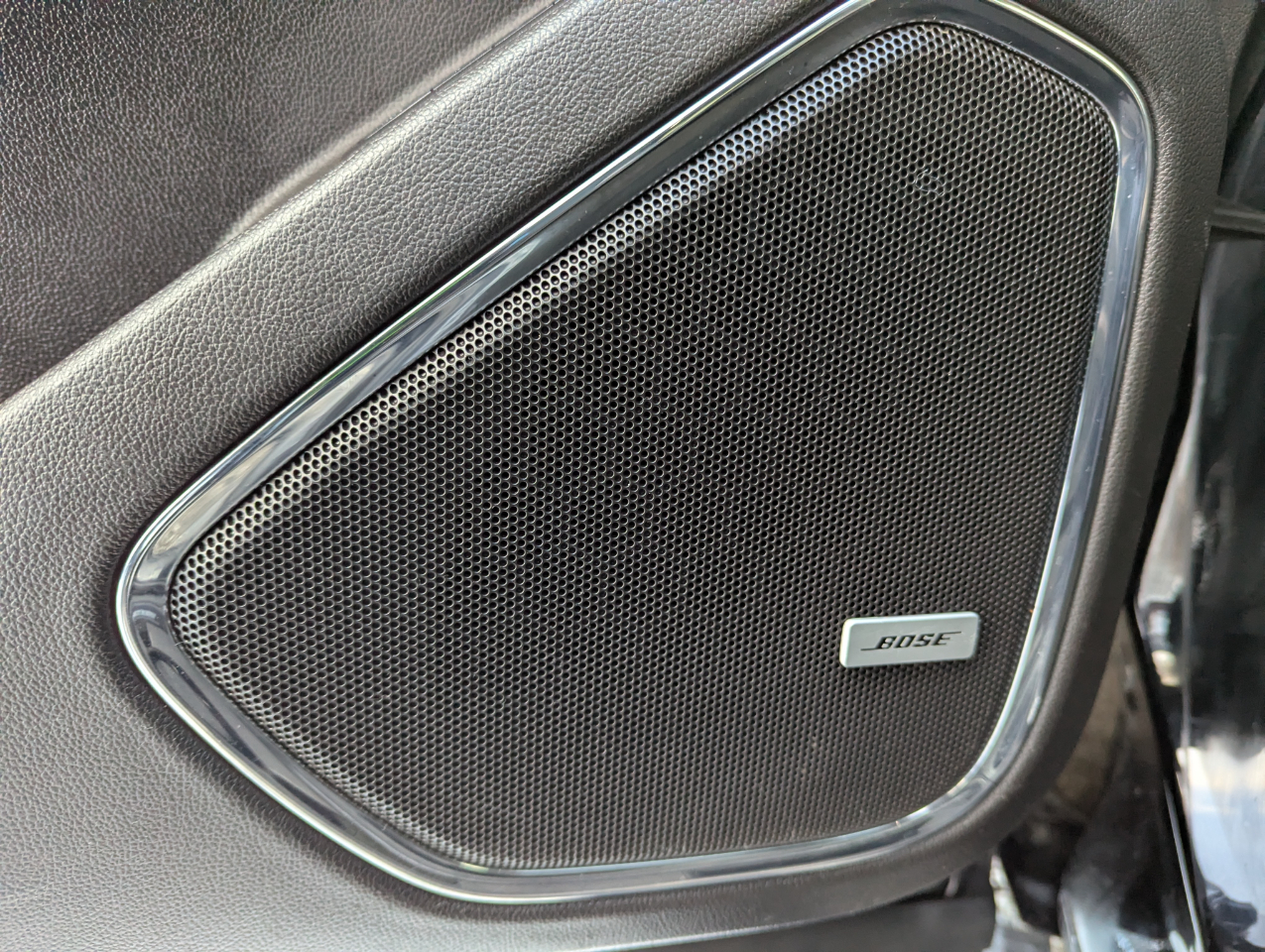 Chevrolet Suburban 4WD 4dr 1500 LTZ 2016