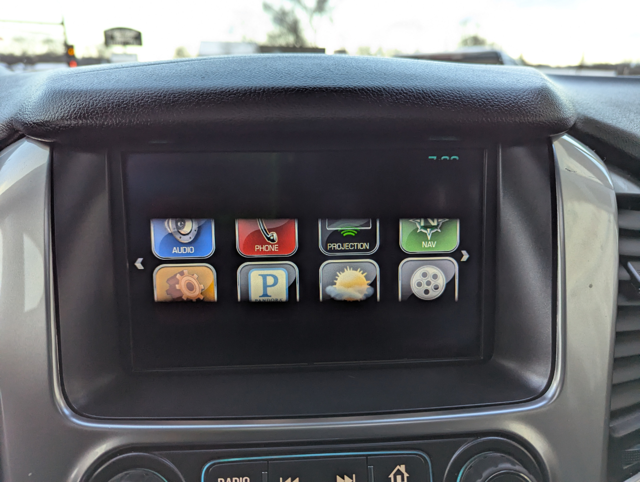 Chevrolet Suburban 4WD 4dr 1500 LTZ 2016