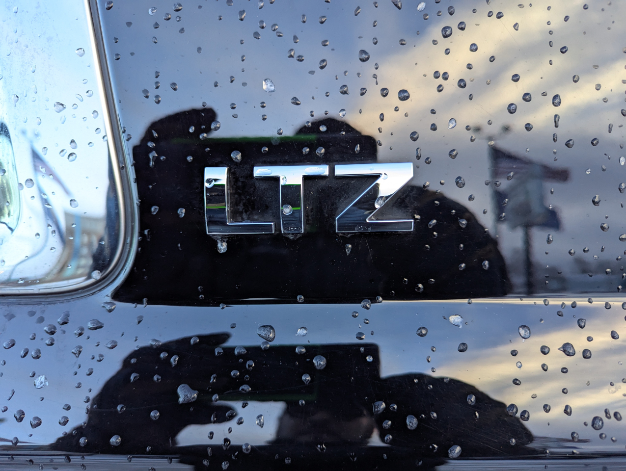 Chevrolet Suburban 4WD 4dr 1500 LTZ 2016