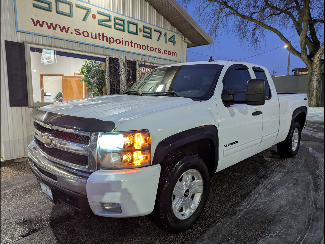 2009 Chevrolet Silverado 1500 4WD Ext Cab 143.5" LT