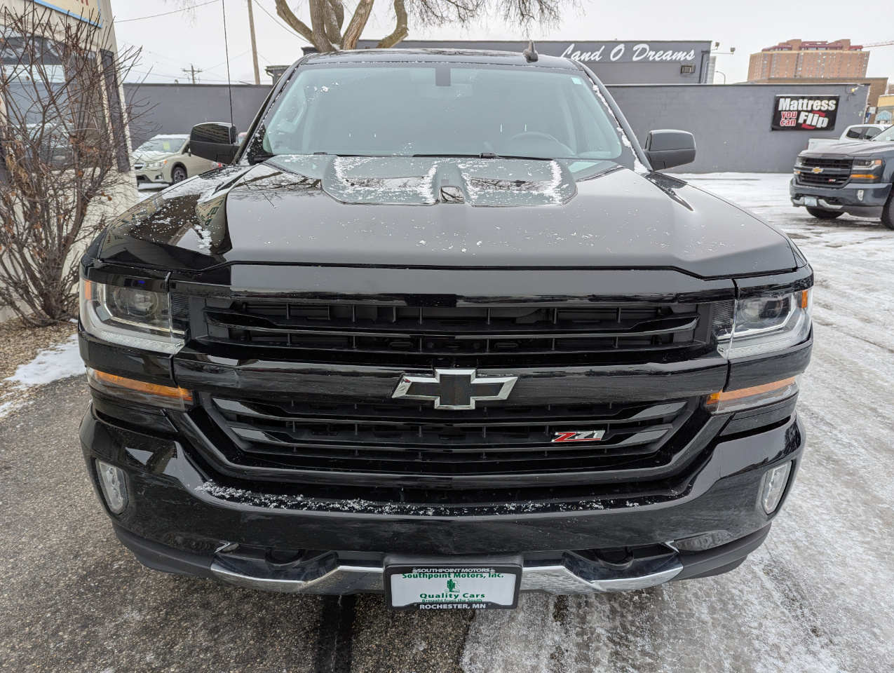 Chevrolet Silverado 1500 4WD Crew Cab 143.5" LT w/2LT 2017