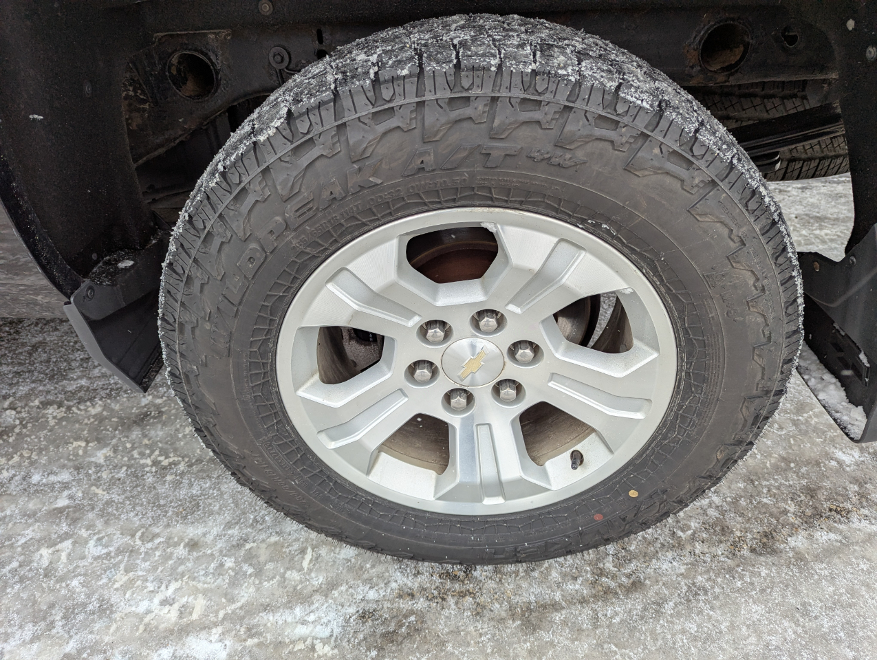 Chevrolet Silverado 1500 4WD Crew Cab 143.5" LT w/2LT 2017