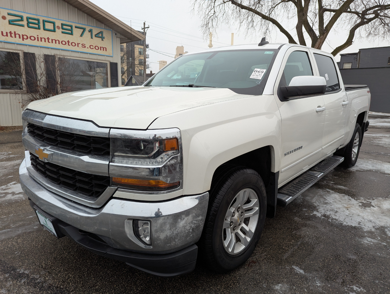 Chevrolet Silverado 1500 4WD Crew Cab 143.5" LT w/1LT 2017