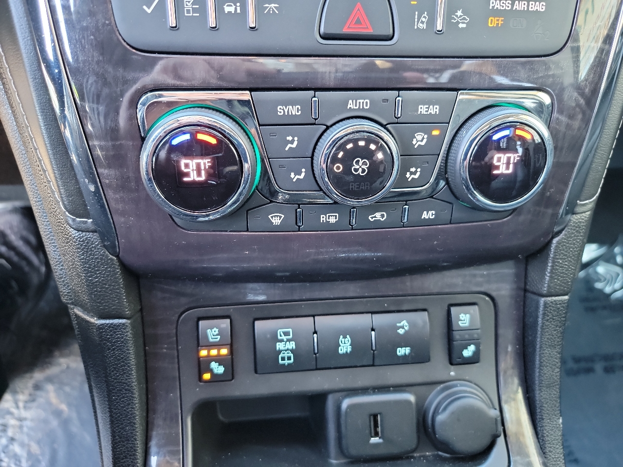 Buick Enclave AWD 4dr Premium 2017