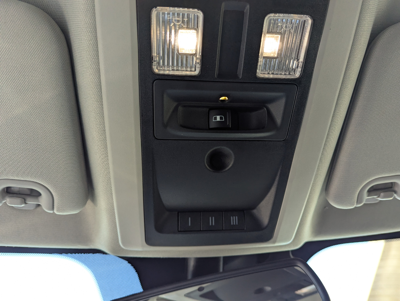 RAM 1500 Laramie 4x4 Crew Cab 5'7" Box 2017