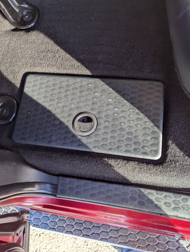 RAM 1500 Laramie 4x4 Crew Cab 5'7" Box 2017