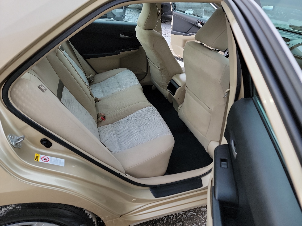 Toyota Camry 4dr Sdn I4 Auto LE (Natl) *Ltd Avail* 2012